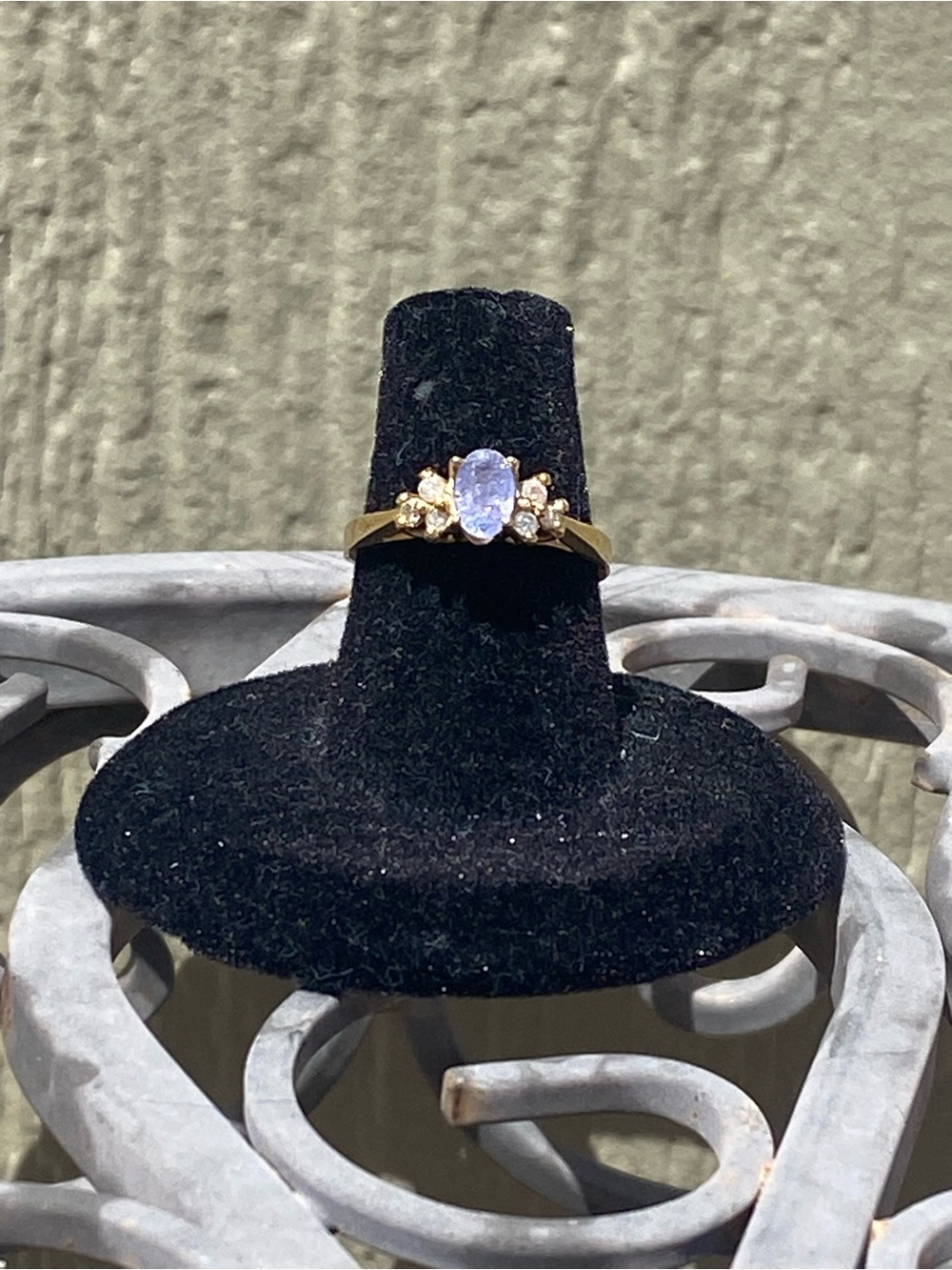 Tanzanite & Diamond Ring